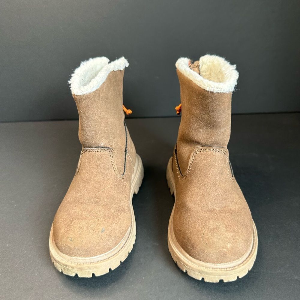 Carters Kids Faux‎ Suede Fleece Lined Boots Size 7